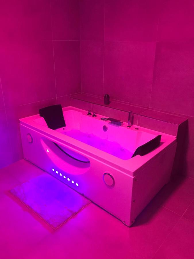Apartman 3Kk 80 M2 S Virivkou A Saunou 伊赫拉瓦 外观 照片